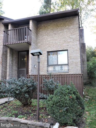 9217 Three Oaks Dr, Silver Spring MD  20901-3372 exterior