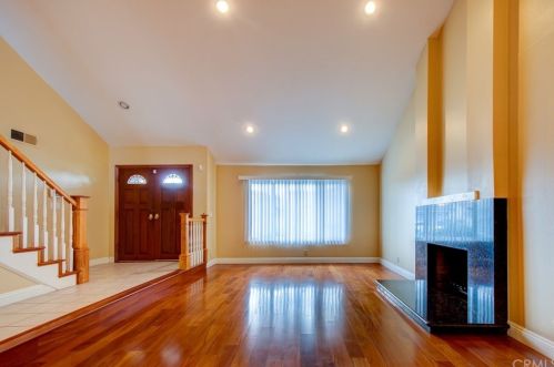 14901 Dahlquist Rd, Irvine CA  92604-2901 exterior