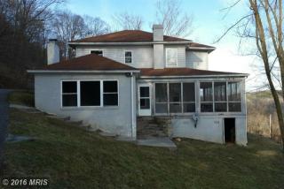479 Wilkes St, Berkeley Springs WV  25411-1819 exterior