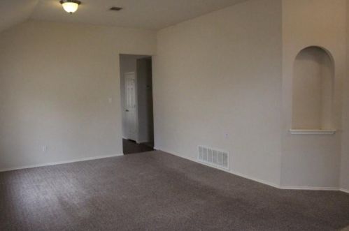 9401 Bradner Dr, Austin TX  78748-5731 exterior