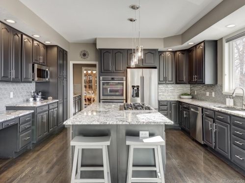 19206 Fair Dr, Aurora CO 80016-3852 exterior