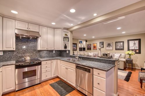 15 Alba, Irvine CA  92620-1901 exterior