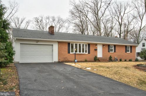 211 Drum Ave, Riviera Beach, MD 21122-3933