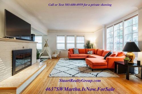4637 Martha St, Portland, OR 97221-2941