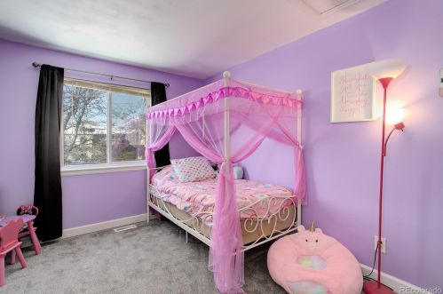 19159 Nassau Dr, Denver CO  80013-5127 exterior