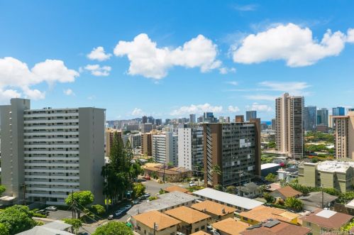 1515 Ward Ave, Honolulu HI  96822-3567 exterior