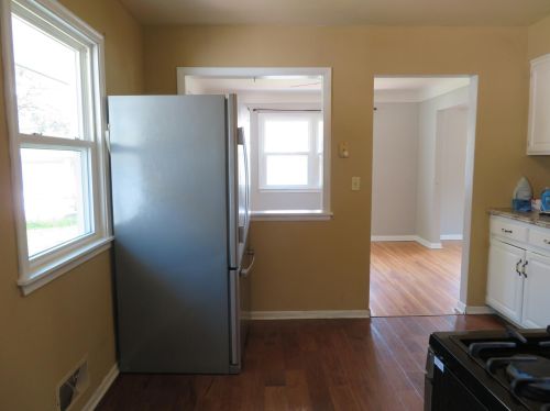 1377 Ames Ave, Saint Paul MN  55106-3518 exterior