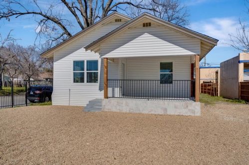 1100 Beacon St, Dallas TX  75223-1618 exterior