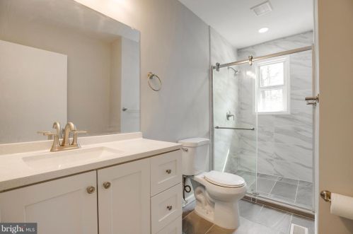 7321 Lamar Dr, Springfield VA  exterior