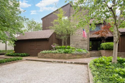 3304 Columbia Pkwy, Cincinnati OH  45226-1044 exterior