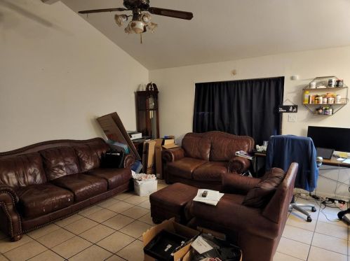 705 Murray St, Angleton, TX 77515-5039