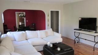 3246 Barham Blvd, Los Angeles CA  90068-1402 exterior