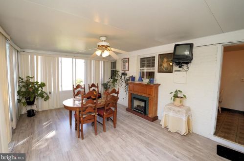 117 Jeremiah Ave, Trenton NJ 08610-6537 exterior