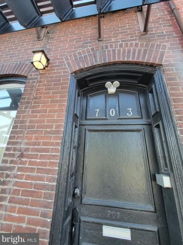 703 State St, Trenton NJ 08609-2008 exterior