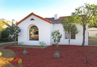 2070 Layton St, Pasadena, CA 91104-1707