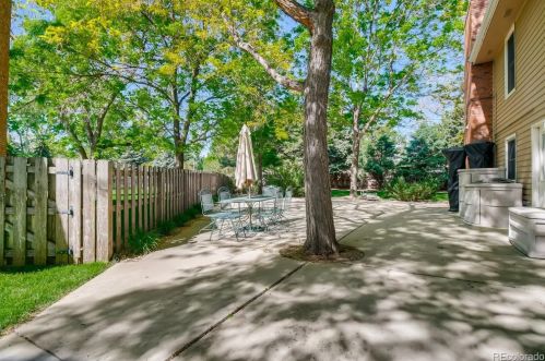 1101 Oakmont Ct, Fort Collins CO  80525-2855 exterior