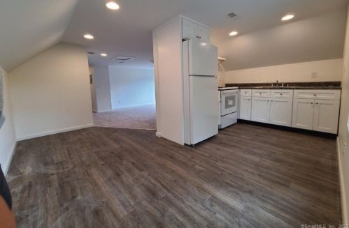 482 Prospect St, Torrington CT  06790-4909 exterior