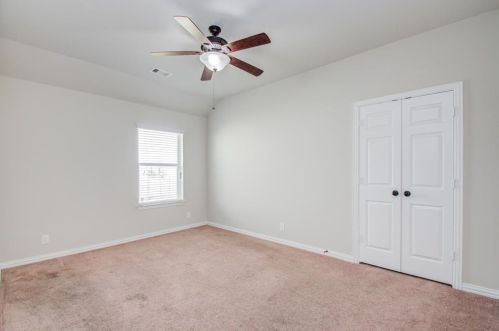 5611 Jay Thrush Dr, Richmond TX 77407 exterior