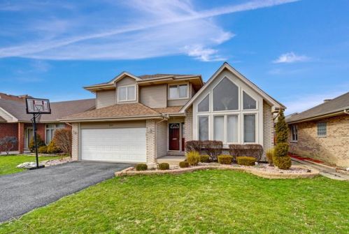 5254 Mint Julip Dr, Chicago, IL 60803-5192