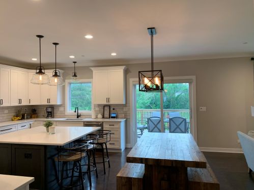 516 64th St, Willowbrook IL  60527-1812 exterior