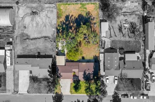 9447 Stirrup St, Riverside CA  92509-4960 exterior