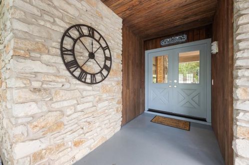 12402 Burlywood Trl, Austin TX  78750-1105 exterior