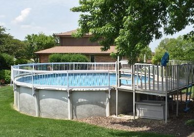 5 Wexford Ct, Lemont IL  60439-6136 exterior
