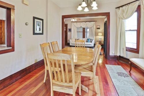 1826 Franklin Ave, Minneapolis MN  55405-0031 exterior