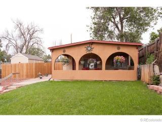 951 Raleigh St, Denver CO  80204-2955 exterior
