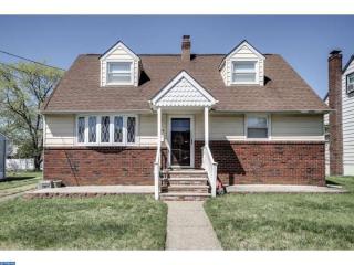 304 Charles Ave, Gloucester, NJ 08031-1738