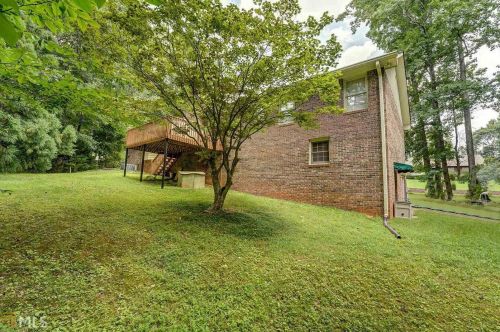 5025 Shore Dr, Conyers GA  30094-4711 exterior