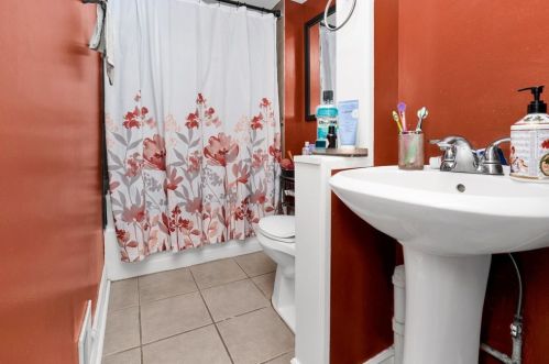 3827 East Ave, Forest View IL  60402-4037 exterior