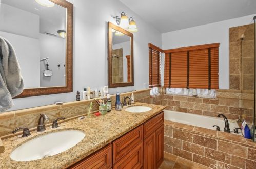 1995 Rincon Ave, Riverside CA  92506-1629 exterior