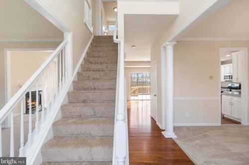 4030 Towhee Ct, Woodbridge, VA 22193-1682