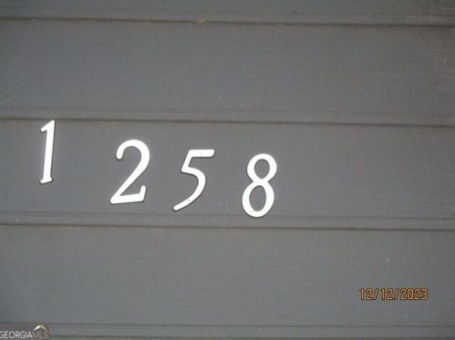 1258 Cedar Knoll Way, Atlanta GA  30349-5884 exterior