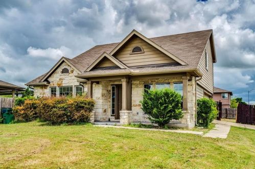 11510 Brenham St, Webberville, TX 78653-5368