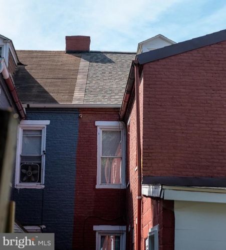 329 Beaver St, Lancaster PA  17603-5337 exterior
