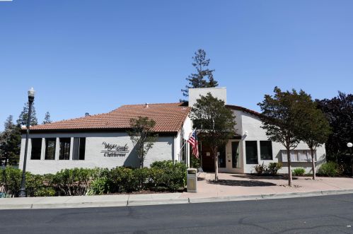 21062 Gary Dr, Hayward, CA 94546-6112