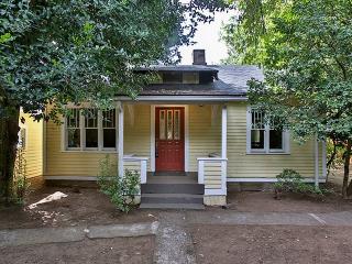 4708 Oberlin St, Portland, OR 97203-4526
