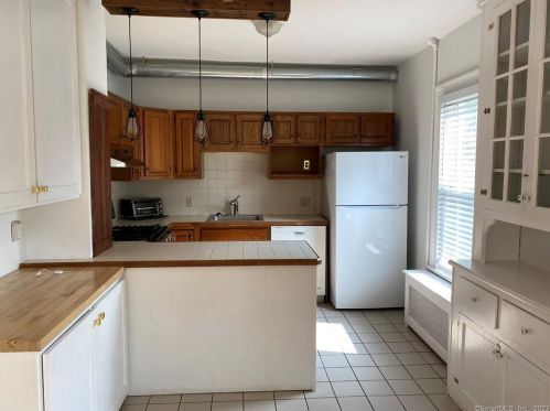 46 1st St, Norwalk CT  06855-2320 exterior