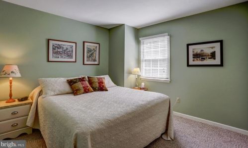 1843 Spring Ridge Ln, Lancaster PA  17603-6794 exterior