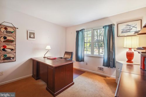 16 Severn Riv Rd, Severna Park MD 21146-4659 exterior