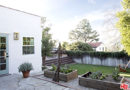 1410 Stanford Dr, Glendale CA  91205-3615 exterior