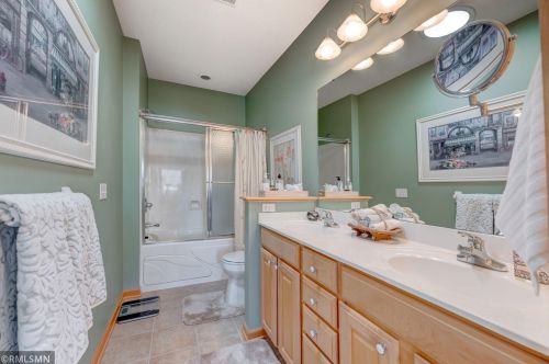 493 Holly Ln, Saint Paul MN  55128-7091 exterior