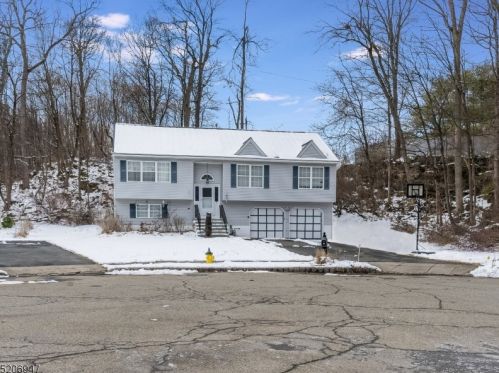 25 Jersey Pl, Fredon, NJ 07860-2315