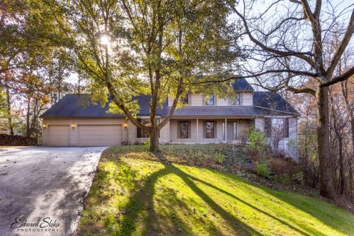 15307 Shamrock Ln, Bull Valley, IL 60098-9417