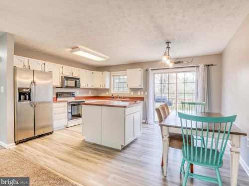 653 Warden Circle Rd, Wardensville WV  26851-8354 exterior