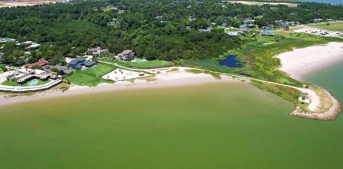 713 Baywood Dr, Taylor Lake Village TX exterior