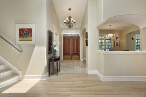 1050 Linden Ln, Glenview, IL 60025-1926