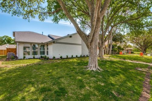6906 Flintcove Dr, Dallas, TX 75248-2906